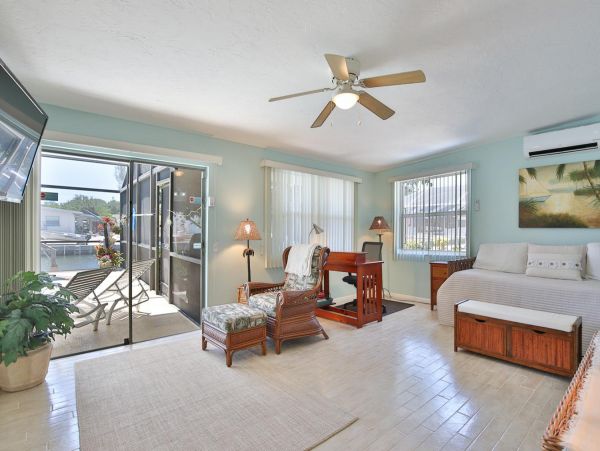 Canal View Bradenton Vacation Pool Home Three Bedrooms