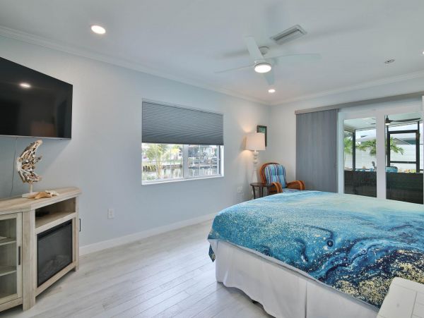 Anna Maria Island Holmes Beach Home 1018942