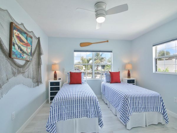 Anna Maria Island Holmes Beach Home 1018942