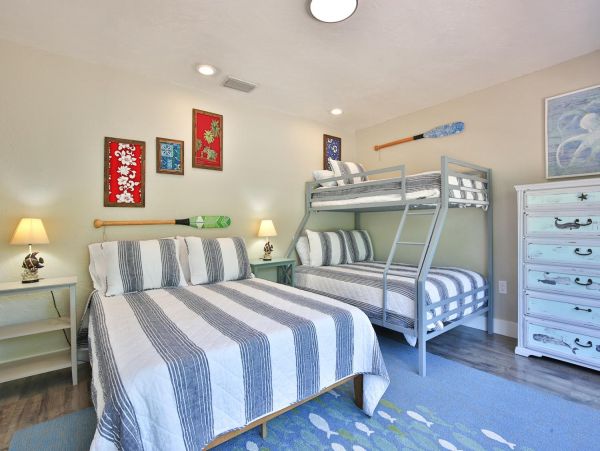 Bradenton Vacation Pool Home Four Bedrooms Sleeps 11