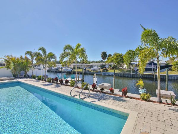 Anna Maria Island Holmes Beach Home 1018948