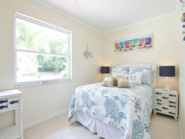 Anna Maria Island Holmes Beach Home 1018948