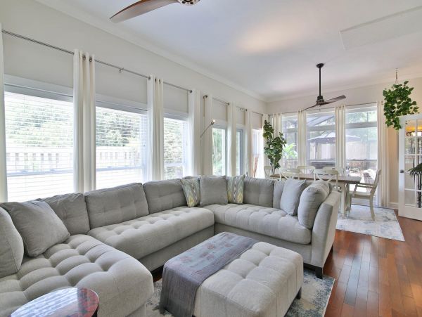 Lovely 4 Bedroom Home in Palmetto with Pool