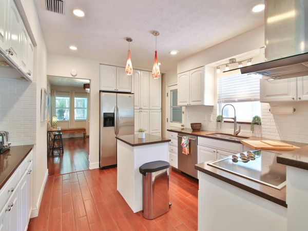 Lovely 4 Bedroom Home in Palmetto with Pool