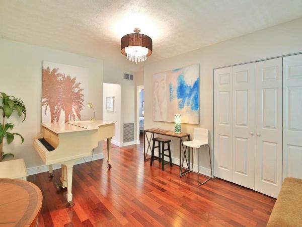 Lovely 4 Bedroom Home in Palmetto with Pool