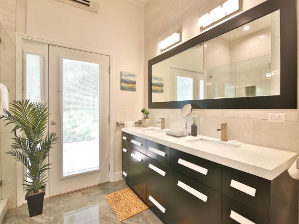 Lovely 4 Bedroom Home in Palmetto with Pool