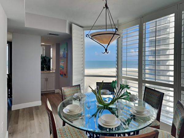 Beachfront 3 Bedroom Vacation Condo in Fort Myers Beach