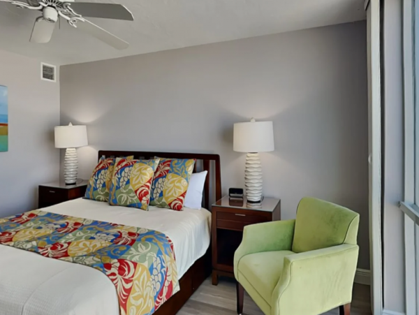 Beachfront 3 Bedroom Vacation Condo in Fort Myers Beach