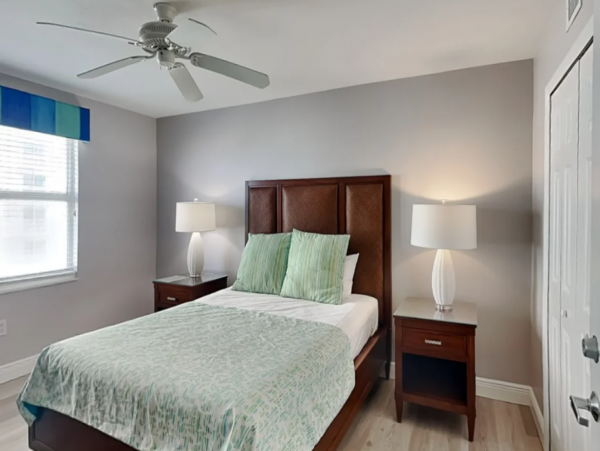 Beachfront 3 Bedroom Vacation Condo in Fort Myers Beach