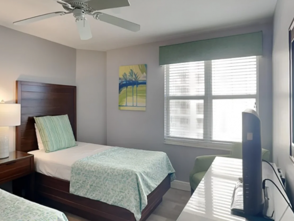 Beachfront 3 Bedroom Vacation Condo in Fort Myers Beach