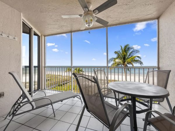 Fort Myers Vacation Condo Two Bedroom