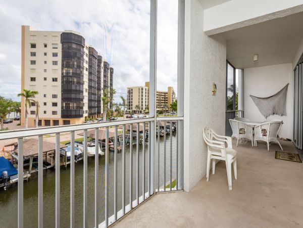 Fort Myers Condo 1019032
