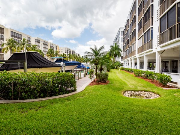 Fort Myers Condo 1019032