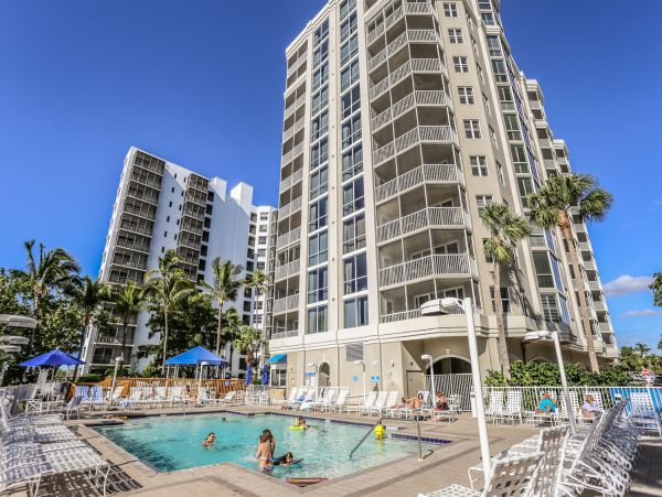 Fort Myers Condo 1019107