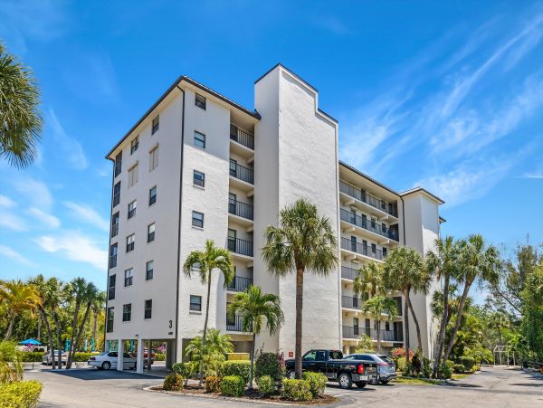Fort Myers Condo 1019124
