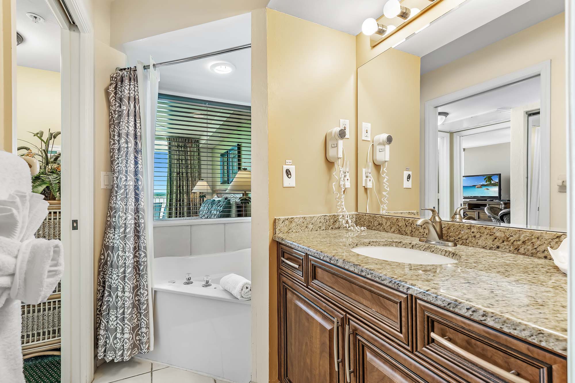 Fort Myers Condo 1019128