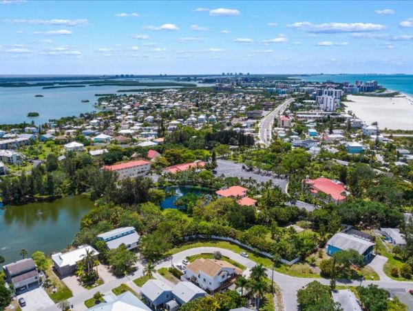 Fort Myers Home 1019130