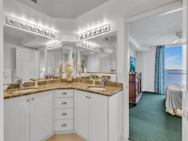 Fort Myers Condo 1019152