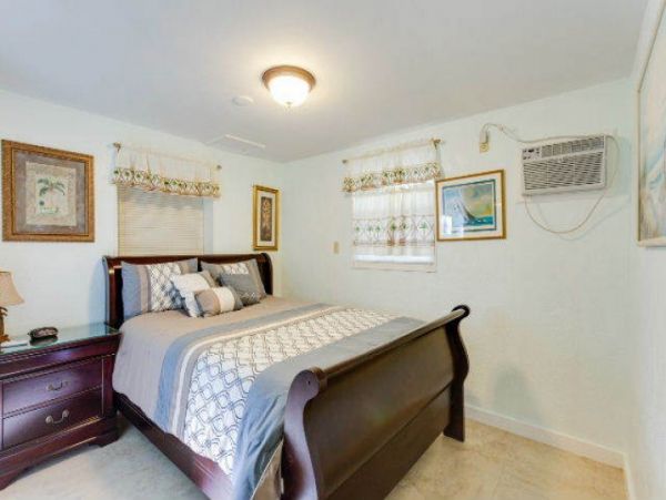 Fort Myers Home 1019155