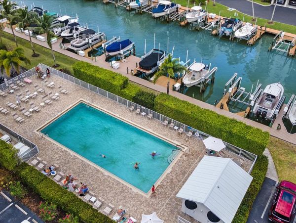 Fort Myers Condo 1019158