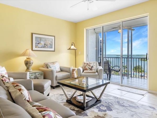 Fort Myers Condo 1019158