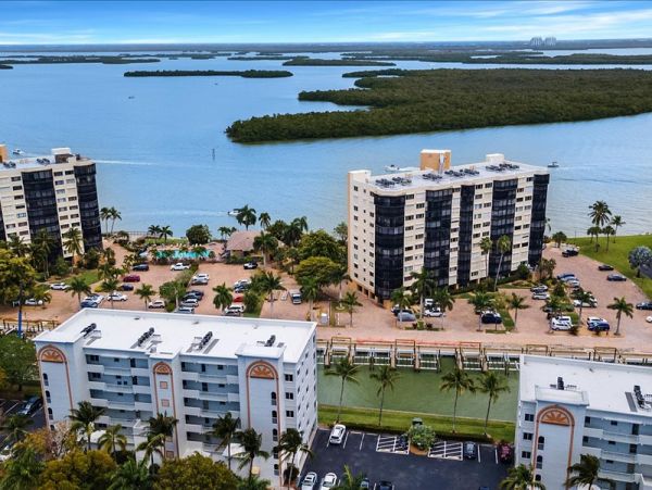 Fort Myers Condo 1019158