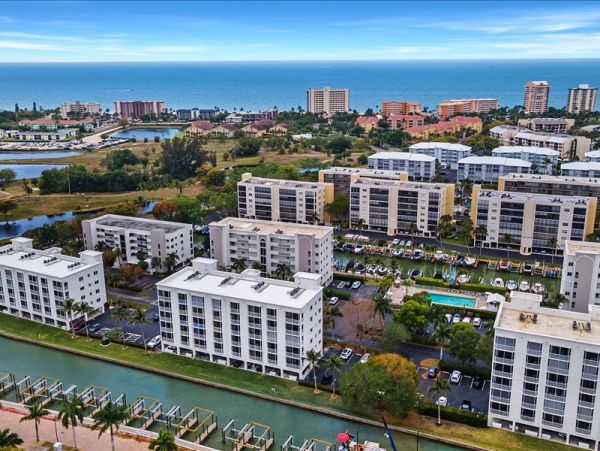Fort Myers Condo 1019158