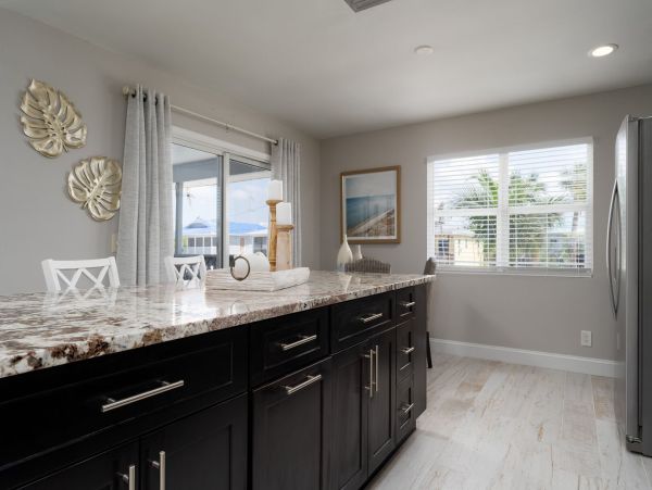 Luxurious 3-Bedroom Vacation Home with Pool Near Estero Boulevard