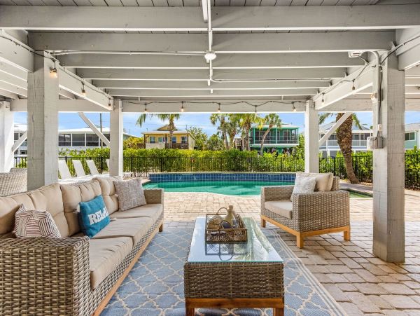Luxurious 3-Bedroom Vacation Home with Pool Near Estero Boulevard