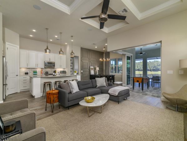 Luxurious Lakewood Ranch Pool Residence