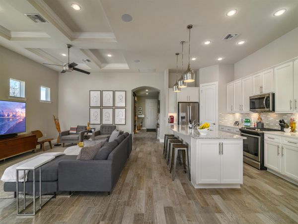Luxurious Lakewood Ranch Pool Residence