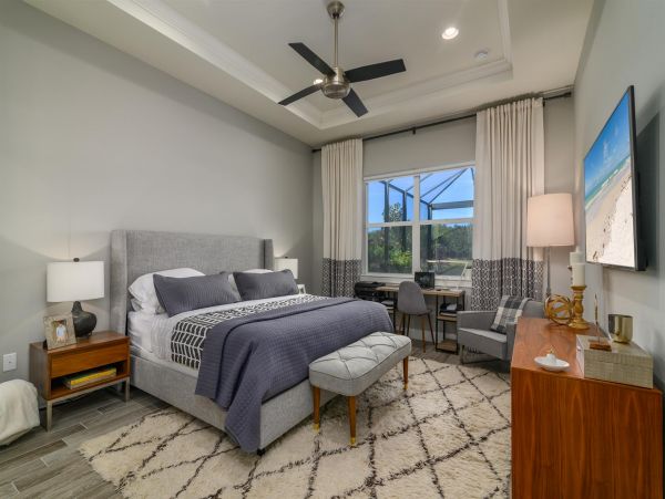 Luxurious Lakewood Ranch Pool Residence