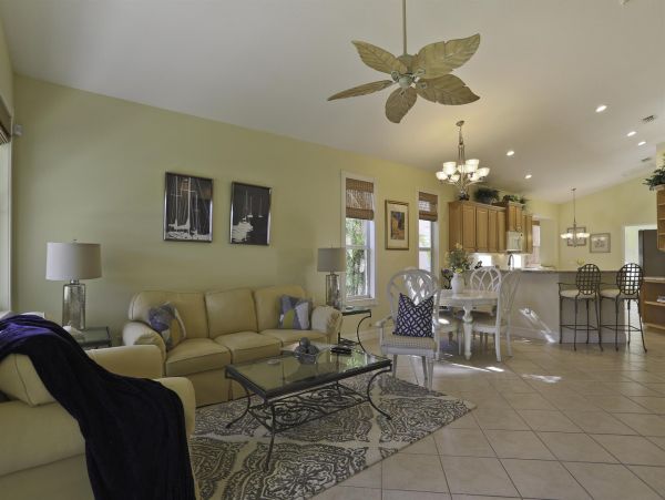 Anna Maria Island Holmes Beach Home 1019323