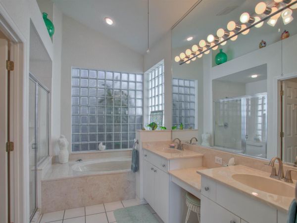 Anna Maria Island Holmes Beach Home 1019325