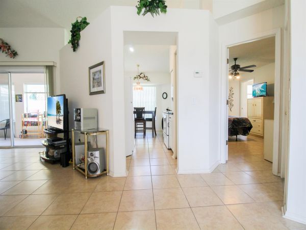 Anna Maria Island Holmes Beach Home 1019328