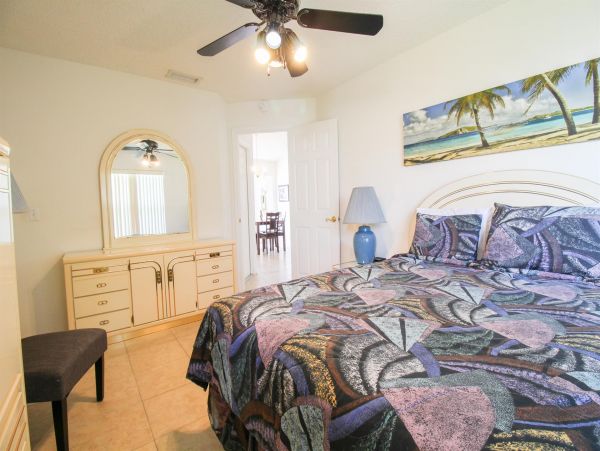 Anna Maria Island Holmes Beach Home 1019328