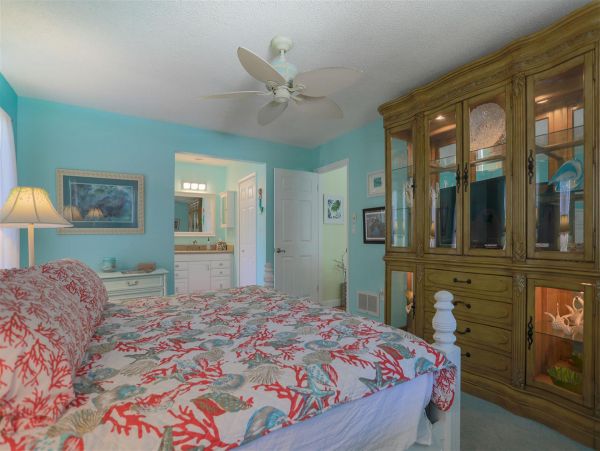 Anna Maria Island Holmes Beach Home 1019329