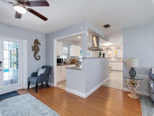 Anna Maria Island Holmes Beach Home 1019331
