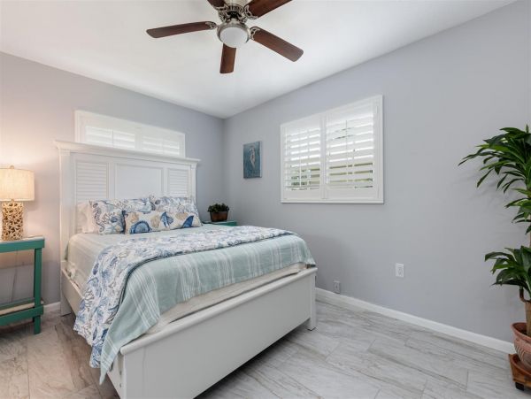 Anna Maria Island Holmes Beach Home 1019331