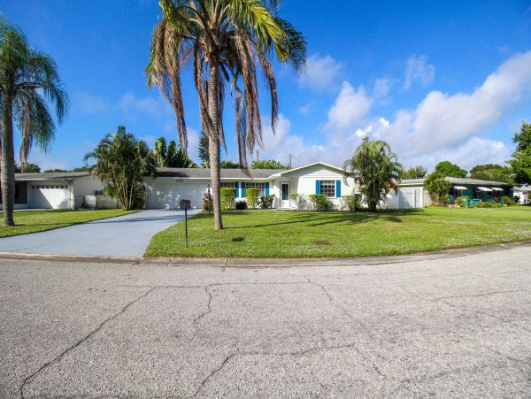 Anna Maria Island Holmes Beach Home 1019336