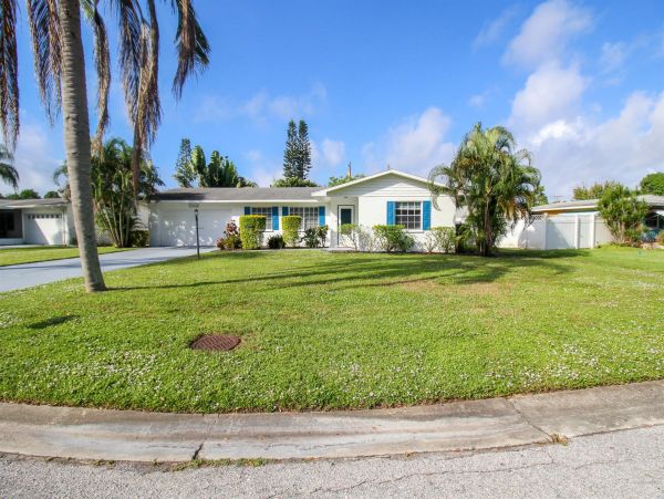 Anna Maria Island Holmes Beach Home 1019336