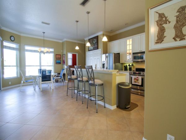 Anna Maria Island Holmes Beach Home 1019339