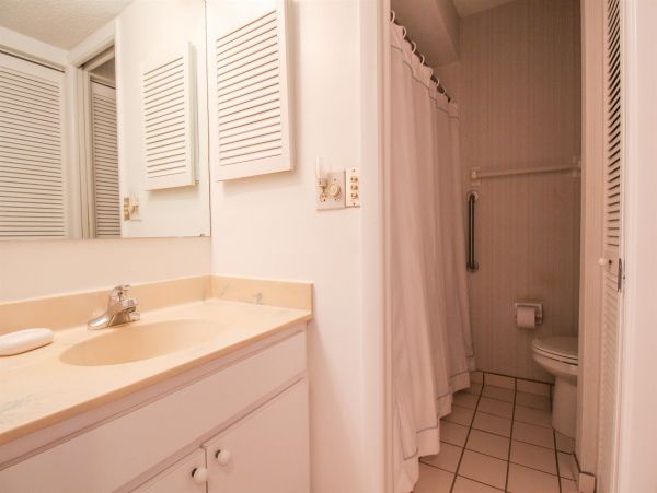 Anna Maria Island Holmes Beach Condo 1019340