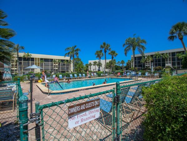 Anna Maria Island Holmes Beach Condo 1019340