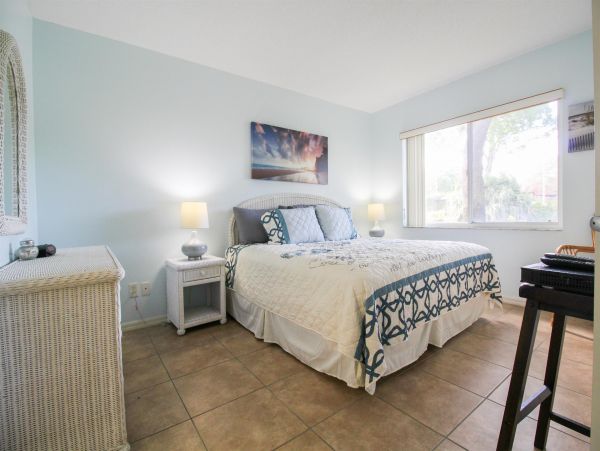 Anna Maria Island Holmes Beach Condo 1019343