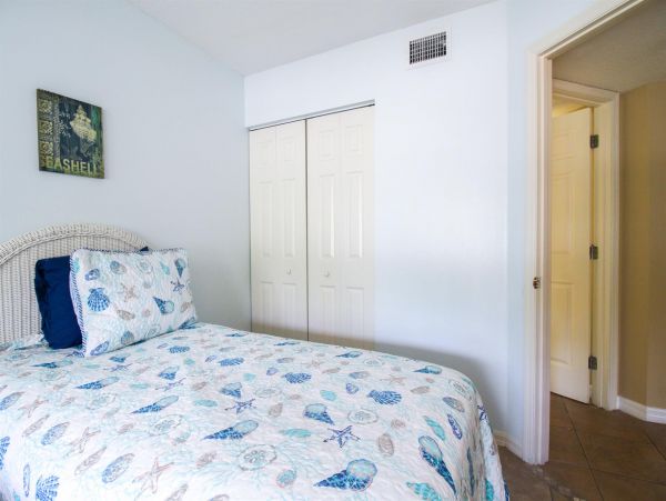 Anna Maria Island Holmes Beach Condo 1019343