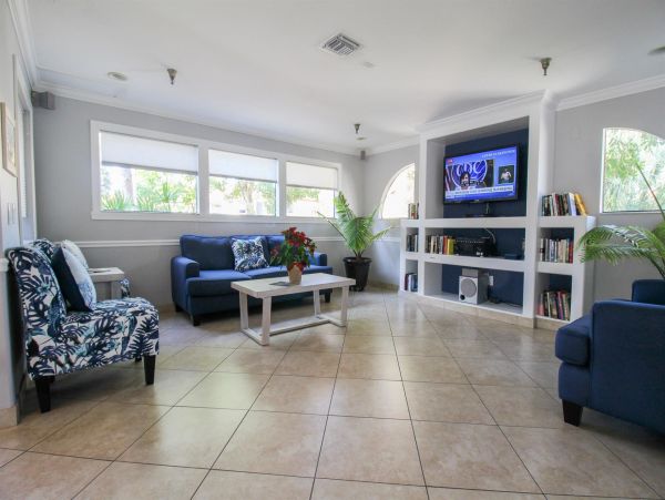 Anna Maria Island Holmes Beach Condo 1019343
