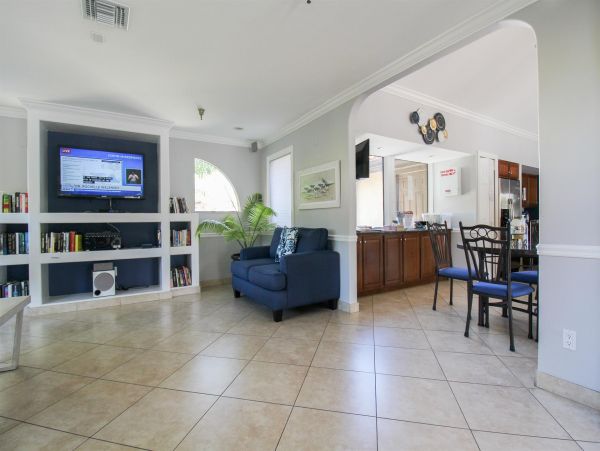 Anna Maria Island Holmes Beach Condo 1019343