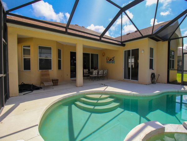 Anna Maria Island Holmes Beach Home 1019344