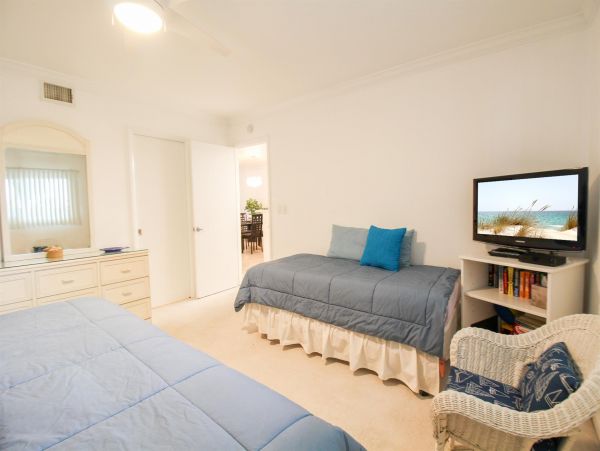 Anna Maria Island Holmes Beach Condo 1019347